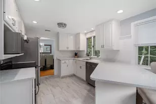 198 Northbridge Ave, Warwick, RI 02886 - Photo 5