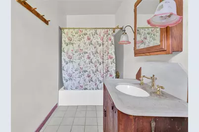 383 Putnam Pike, Glocester, RI 02829 - Photo 21