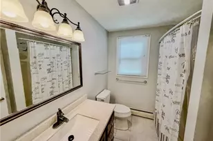 5 Barnes Ave, Johnston, RI 02919 - Photo 9