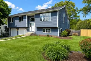 12 Pat Dr, Lincoln, RI 02865 - Photo 1