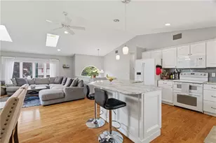 12 Pat Dr, Lincoln, RI 02865 - Photo 7