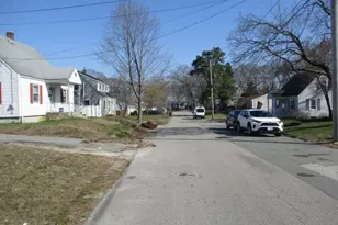 48 Wesleyan Ave, Warwick, RI 02886 - Photo 3