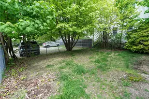 690 Academy Ave, Providence, RI 02908 - Photo 39
