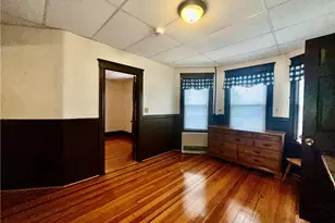 14 Courtland St, Central Falls, RI 02863 - Photo 5