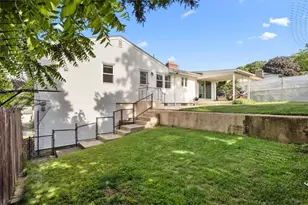 19 Legion Memorial Dr, Providence, RI 02909 - Photo 9