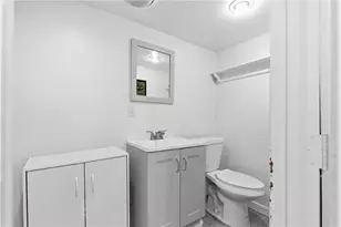 31 Yeoman Ave, Cranston, RI 02920 - Photo 23