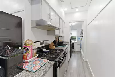 31 Yeoman Avenue, Cranston, RI 02920 - Photo 7