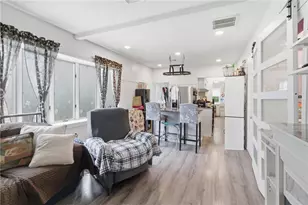 31 Yeoman Ave, Cranston, RI 02920 - Photo 9