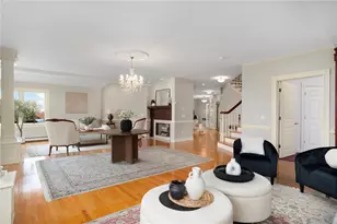 75 N Cliff Dr, Narragansett, RI 02882 - Photo 17