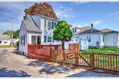 190 Rice Avenue, Pawtucket, RI 02861 - Photo 5