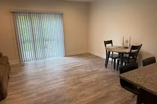 47 Travelers Ct, East Greenwich, RI 02818 - Photo 3