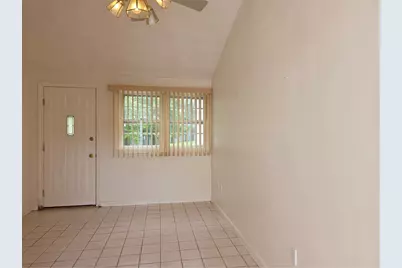 105 Longview Drive, Cranston, RI 02920 - Photo 25