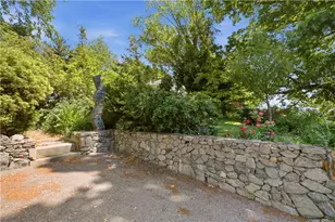 95 Bay View Ave, Cranston, RI 02905 - Photo 39