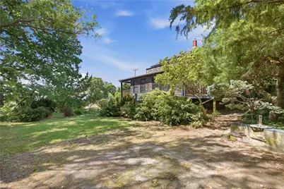 95 Bay View Avenue, Cranston, RI 02905 - Photo 37