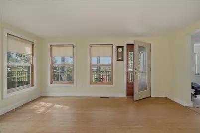95 Bay View Avenue, Cranston, RI 02905 - Photo 15