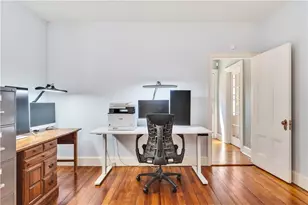 68 E Manning St, Providence, RI 02906 - Photo 19