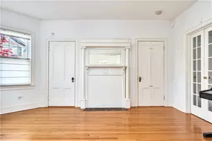 68 E Manning St, Providence, RI 02906 - Photo 15