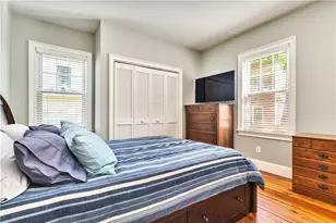 68 E Manning St, Providence, RI 02906 - Photo 23