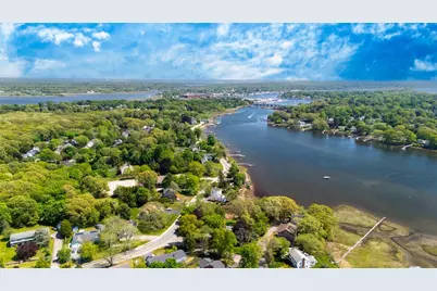 47 Meadowbrook Drive, Barrington, RI 02806 - Photo 7