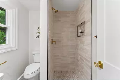 2294 Kingstown Road, South Kingstown, RI 02881 - Photo 15