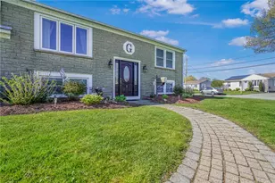 1 Pinehurst Rd, East Providence, RI 02915 - Photo 3