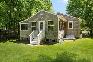 10 Summer St, Jamestown, RI 02835 - Photo 19