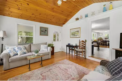10 Summer Street, Jamestown, RI 02835 - Photo 15