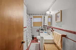 44 Capron Dr, Warwick, RI 02886 - Photo 11