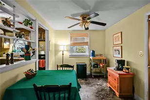 44 Capron Dr, Warwick, RI 02886 - Photo 5