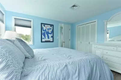 207 Bellevue Court, Narragansett, RI 02882 - Photo 17