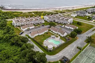 207 Bellevue Ct, Narragansett, RI 02882 - Photo 5