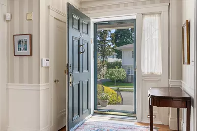 144 Marbury Avenue, Pawtucket, RI 02860 - Photo 5