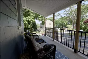 36 Munro Ave, Warren, RI 02885 - Photo 5