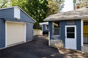 36 Munro Ave, Warren, RI 02885 - Photo 13