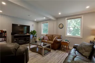 36 Munro Ave, Warren, RI 02885 - Photo 15