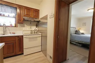 36 Munro Ave, Warren, RI 02885 - Photo 23