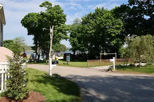 36 Munro Ave, Warren, RI 02885 - Photo 33