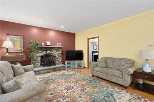 35 Great Rd, Barrington, RI 02806 - Photo 7