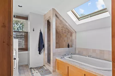 46 Hammond Street, Newport, RI 02840 - Photo 19