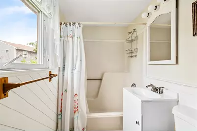 20 Saltaire Avenue, Narragansett, RI 02882 - Photo 19
