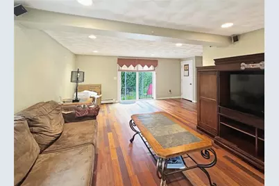 628 Robinson Street, Woonsocket, RI 02895 - Photo 23