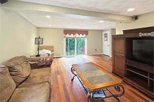 628 Robinson St, Woonsocket, RI 02895 - Photo 23