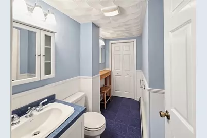 628 Robinson Street, Woonsocket, RI 02895 - Photo 31