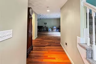 628 Robinson St, Woonsocket, RI 02895 - Photo 21