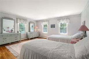 41 Kirby Ave, Warwick, RI 02889 - Photo 23