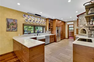 325 Post Rd, Westerly, RI 02891 - Photo 15
