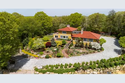 325 Post Road, Westerly, RI 02891 - Photo 1
