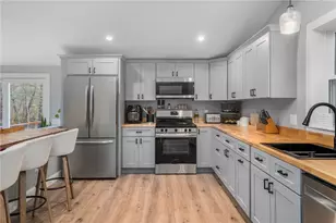 43 Weeks Hill Rd, Coventry, RI 02827 - Photo 7