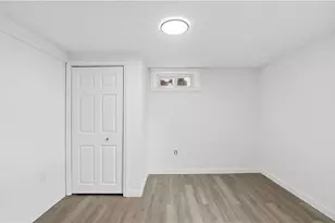131 Woodland Ave, Cranston, RI 02920 - Photo 33
