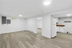 131 Woodland Ave, Cranston, RI 02920 - Photo 35